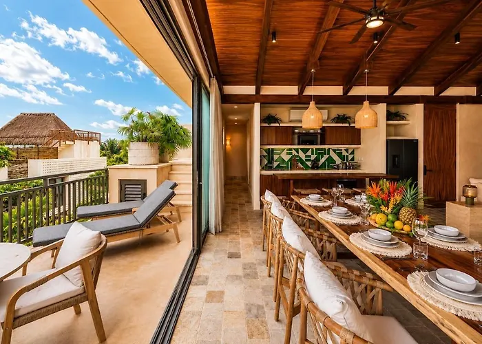 Penthouse With Private Pool Hot & Cold Plunge & Sauna *