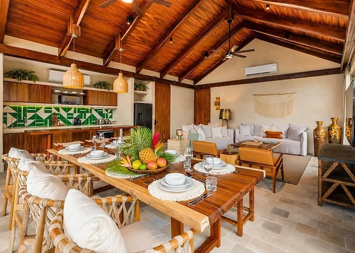 Penthouse With Private Pool Hot & Cold Plunge & Sauna Holiday home
